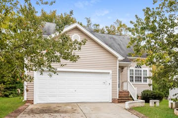 2016 Spring Creek Dr Durham, NC 27704